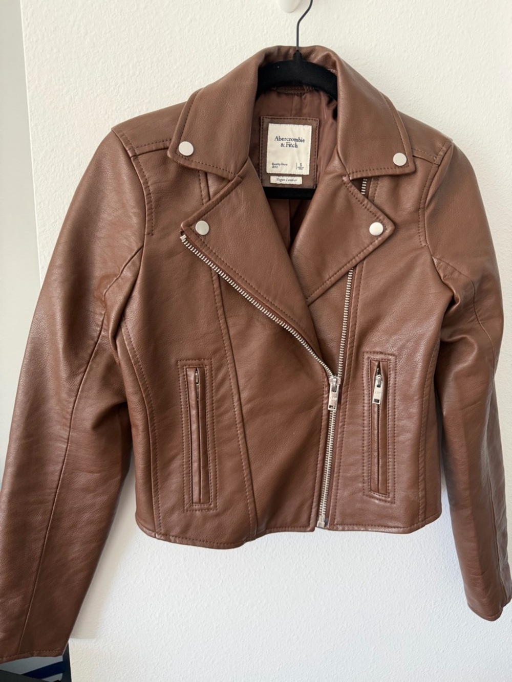 Abercrombie & Fitch Women's Chestnut Brown Leather Moto Jacket